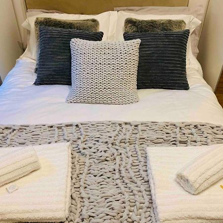 Luxury Fulham Flat With 5* Touches Nr River Thames Londres Exterior foto