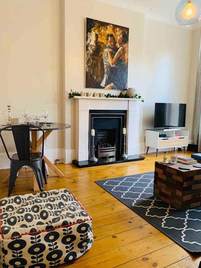 Luxury Fulham Flat With 5* Touches Nr River Thames Londres Exterior foto